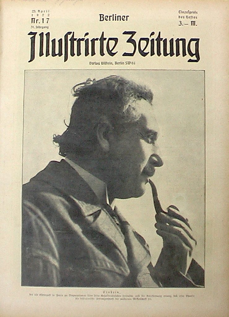 Albert Einstein mir Pfeife